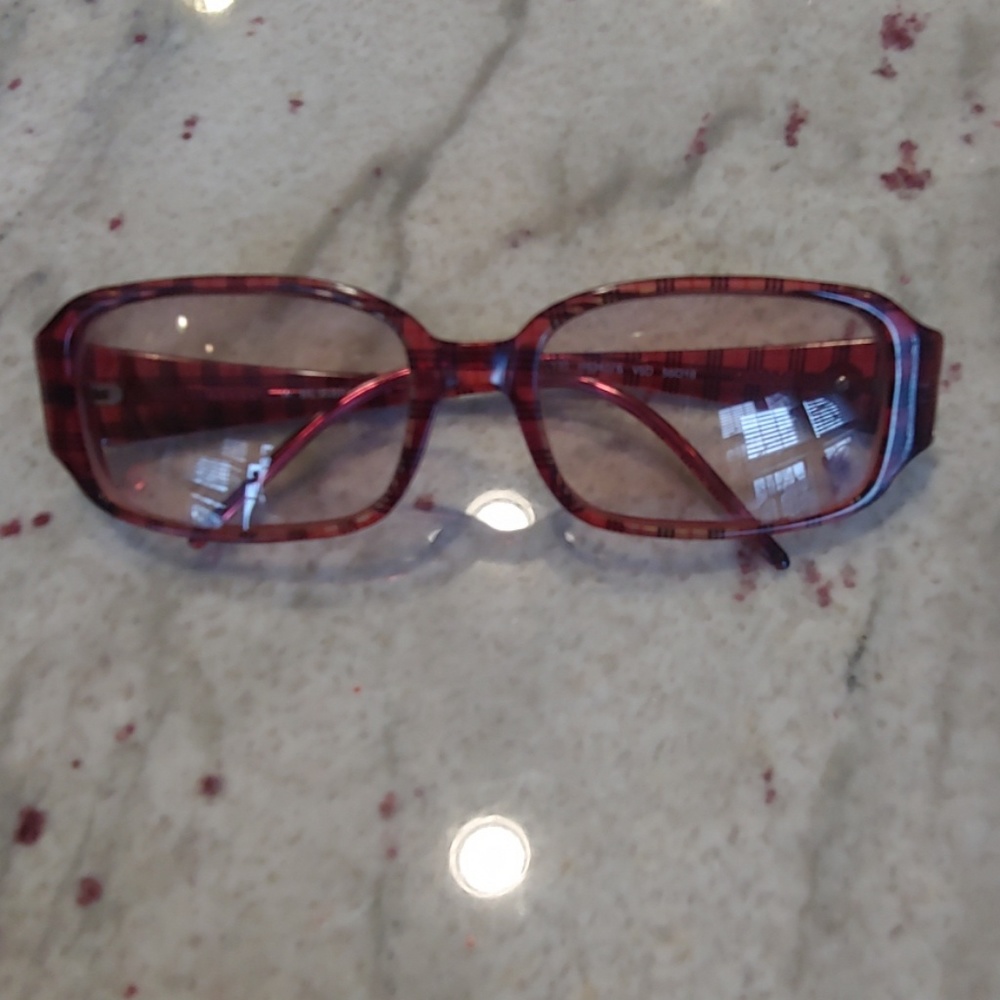 EUC Women's Vintage  Burberry Sunglasses